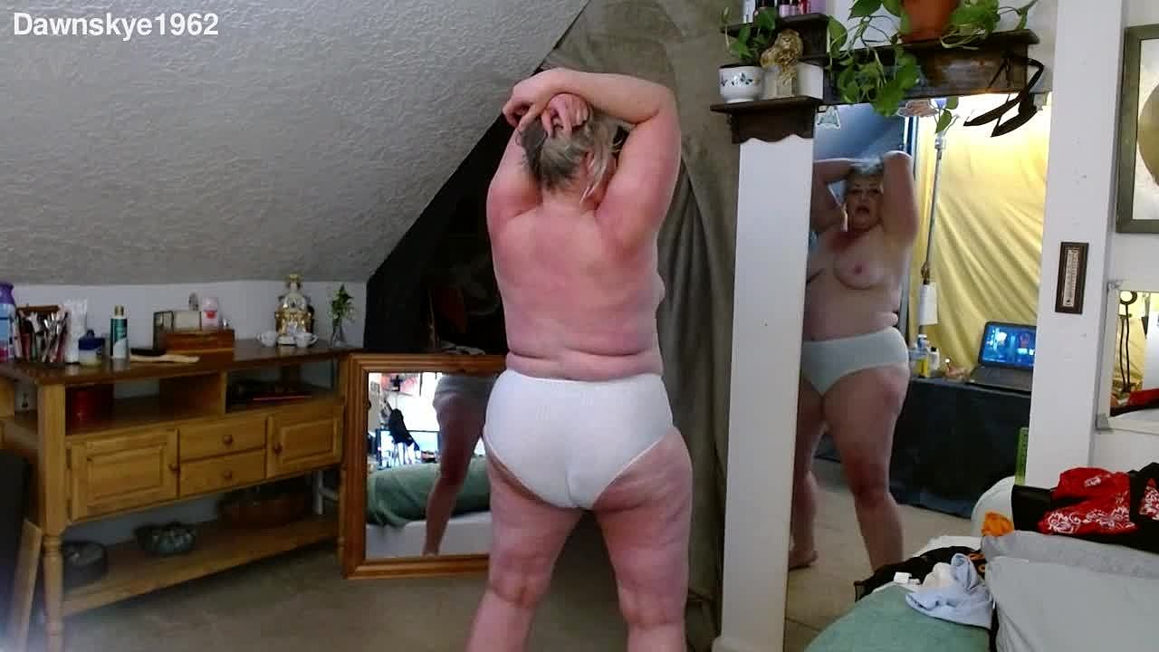 dawnskye1962 flaunts panties in update 44 parade leading to intense orgasm on june 15