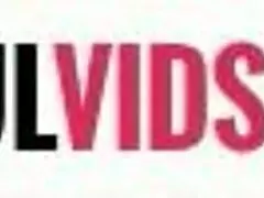 Bedroom banging with hot brunette cougar India Summer today.