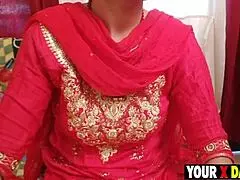 This Is How Women Take Big Dick in Pussy