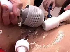 日本主妇玩多毛骚逼前吞精下肚