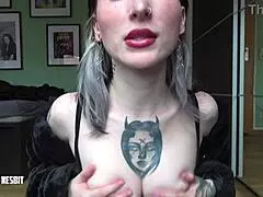 I'm your horny stepmom fantasy with dirty talk 💋