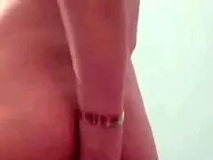 Arab Mommy Craves Passionate Sex and Shows Off Her Body