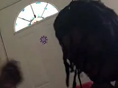 Govorimo o milfah in njihovih sesalnih izkušnjah na sproščeno