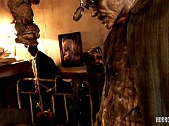 Nonno, come hai potuto tu e tua moglie sporca scopare questa dolce teen 18+?