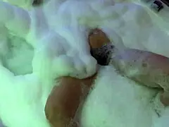 Hey, my friend's beautiful wife loves jacuzzi fun before banging!