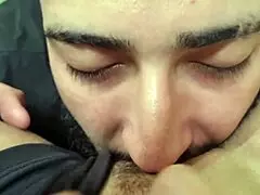 Hey, VIP Klitoris Tedavisiyle Orgazm Olmasını Görmek İster Misin Leo Skull İle?