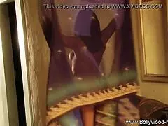 Bollywood Girl Is My Dream Lover