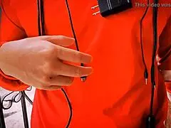 La MILF tetona Katha gets fucked hard by the cell phone seller 😈