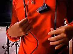 Tetona MILF Katha Cep Telefonu Satıcısı Tarafından Sertçe Sikiliyor 😈