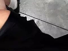 flashing at laundry mat to a mature lady she looks surprised