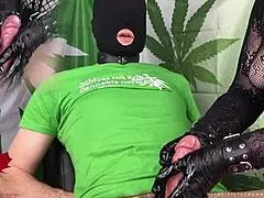 uhh, sensual babe totally rocks at sucking cock