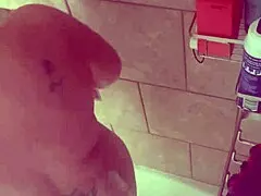 BBW Danie doucht, dikke tieten