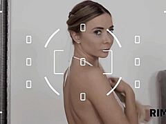 이 모델이 감사 인사로 내 항문을 핥아? 이런 야생 림잡은 예상 못 했어!