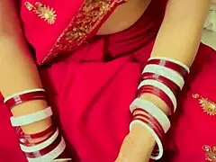 Sautele mummy ne sautela beta ke saath kya sex kar rahi hai? 😏