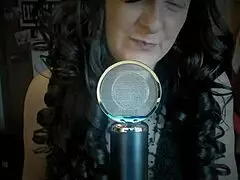 hypnotic blowjob session where the dominatrix shows sucking techniques while hypnotizing.