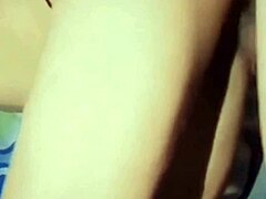 אמא חורגת ובן חורג מזיינים מהר לפני שבא בעלה