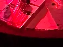 Procurando mulher em pub público pra foda ao ar livre