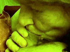 damn, that milf gives an epic bj