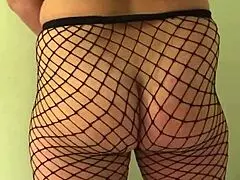 real wife emma shakes her thick ass while masturbating so hard