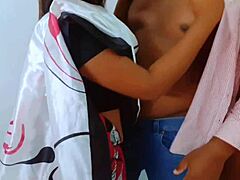 المعلمة تتسكع مع أفضل طالب في جلسة منزلية حارة