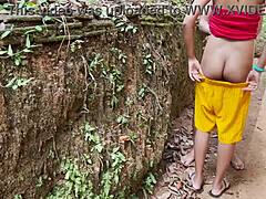 Неха Бхаби јебе своју најбољу пријатељицу док је муж на послу, ох човече