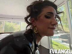 Mick Blue και Arabelle Raphael σε Λάτεξ Ποδόπαιγμα