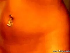 Sexy Indian babe dancing sensually