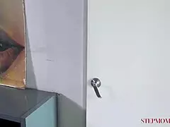 Kitten Latenight fucks Zeus passionately.