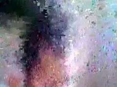 Latin Milf Büyük Yarağı Emmeyi Gösteriyor!