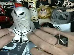 i'm finishing painting that little 18+ grey alien with my dildo art business