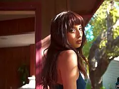 Gorgeous Latina Milf Model Exposes Amazing Body.