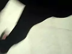 i'm a milf with green eyes and a tasty ass