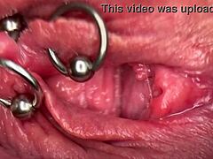 Pierced Klitoris ve Amım Yakından Islanıyor İçime İşeyene Kadar