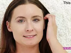 Super Cute Teen Reveals Stunning Body for Play