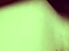 רוצה לראות מילף שמנת עם ציצים גדולים מקבלת זיון משני צדדים ופאק קשה?