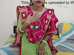Hey, ever seen an Indian aunt get wild in doggystyle?