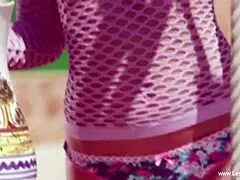 Rebekah ja Tereza kysyy, haluutko tutkia lesbo-puolia?