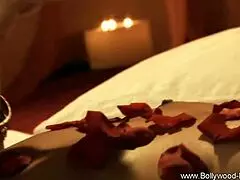 sensing her sexiness 😍