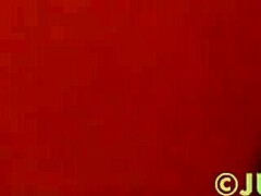 Donna Ambrose 准备好坐在你脸上了！