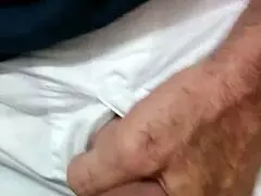 The milf is licking and eating pussy in oral session