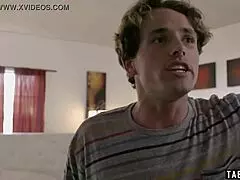 Amnestisk manns kåte MILF-kone skjuler mørk hemmelighet