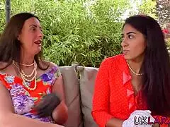 i can't get over this british slut in stockings licking lesbian in classy style