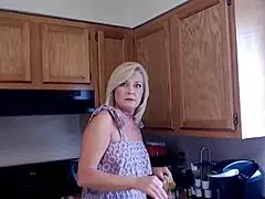 A legjobb fizetés módja borotvált punci.