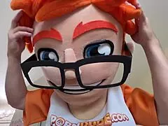 Daya dares a casting cowgirl romp with the porndude, making the apartment bounce?