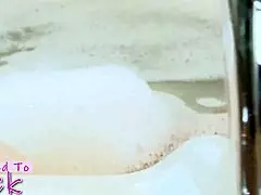 kimberly chi licks nyomi star in lesbian bathtub scene