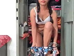 Indian girl and boy banging hard in clear Hindi voice!