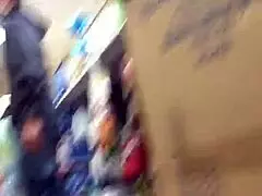 Καυτή MILF με φατ άσος πιάνεται σε κρυφή κάμερα σε καυτή στιγμή