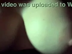 hei, sjekk artemisia love som hopper med de kjempe store italienske puppene solo