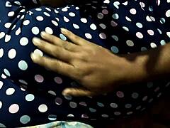 ميليف ديسي تشيكي بهابي تحصل على تدليك صدر قبل زب قوي