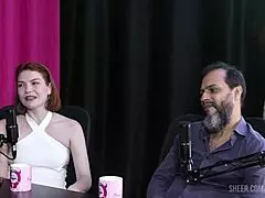 Watch reh queen and kstro dominate bruna carlos in this outdoor group compilation?